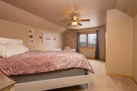 Bedroom - 25809 Emerald Dr, Pelican Rapids, MN 56572 photo 5 of 8