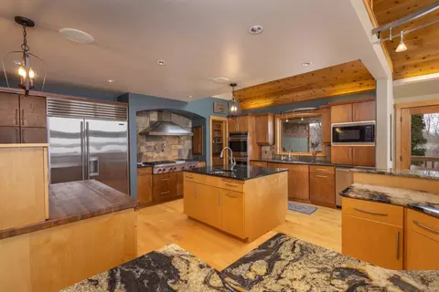 Kitchen - 25809 Emerald Dr, Pelican Rapids, MN 56572 photo 1 of 4