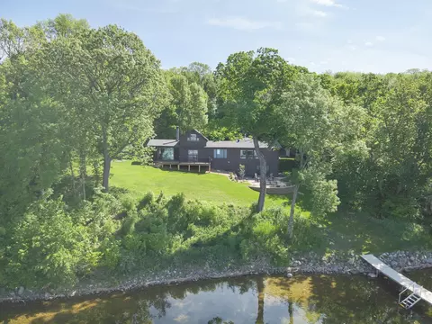 31031 E Jewett Dr, Fergus Falls, MN 56537