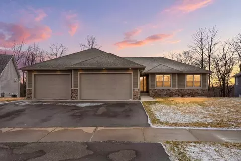 249 Vista Cir, River Falls, WI 54022