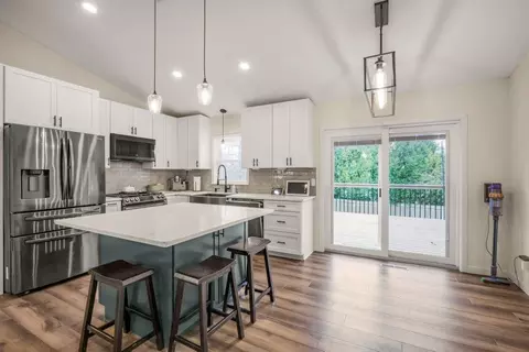 9616 Minnesota Ln N, Maple Grove, MN 55369
