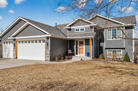 4349 218th Ave NW, Oak Grove, MN 55303