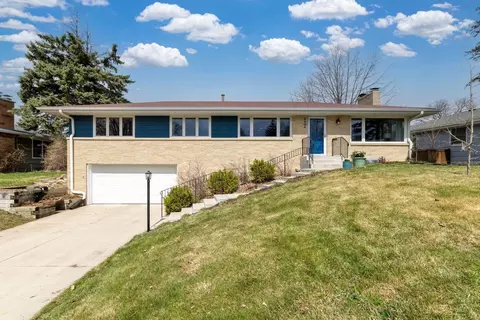 4504 Andover Rd, Edina, MN 55435