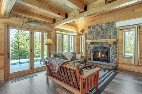 Living - 25440 Odonnell Ln, Bigfork, MN 56628 photo 3 of 7