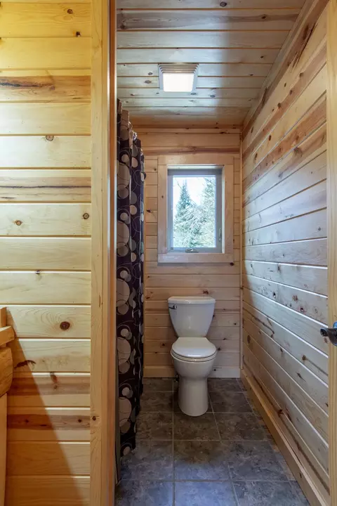 Bath - 25440 Odonnell Ln, Bigfork, MN 56628 photo 11 of 15