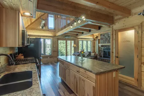 Kitchen - 25440 Odonnell Ln, Bigfork, MN 56628 photo 3 of 4