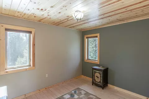 Bedroom - 25440 Odonnell Ln, Bigfork, MN 56628 photo 5 of 6