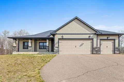 3239 Constance Blvd NE, Ham Lake, MN 55304