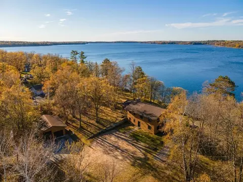 24281 Hazel Wood Dr, Park Rapids, MN 56470