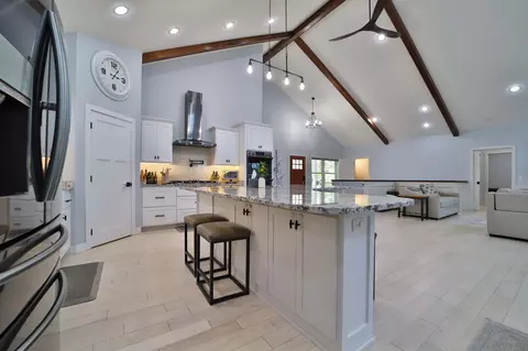 Kitchen - 2147 Summit Dr, Cushing, MN 56443 photo 4 of 5