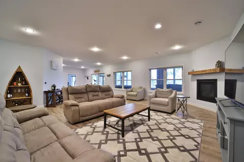 Living - 2147 Summit Dr, Cushing, MN 56443 photo 7 of 8