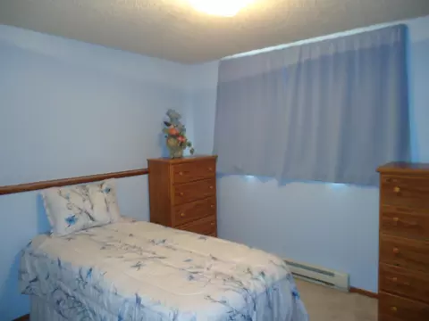 Bedroom - 1502 S 16th Ave S, Fargo, ND 58103 photo 2 of 3