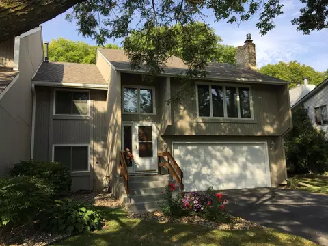 5740 W 98 12 St, Bloomington, MN 55437