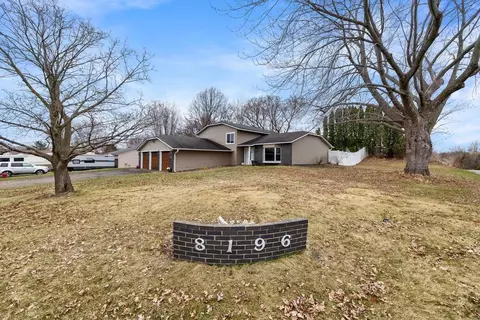8196 Custers Trl, Inver Grove Heights, MN 55076