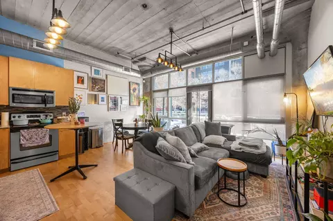 748 3rd St N #105, Minneapolis, MN 55401