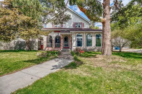 4450 38th Ave N, Robbinsdale, MN 55422