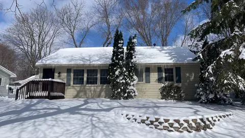 3805 5th St NW, Rochester, MN 55901
