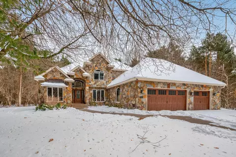 26563 Woodlands Pkwy, Zimmerman, MN 55398
