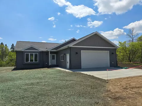 465 Oak Cir, Vergas, MN 56587
