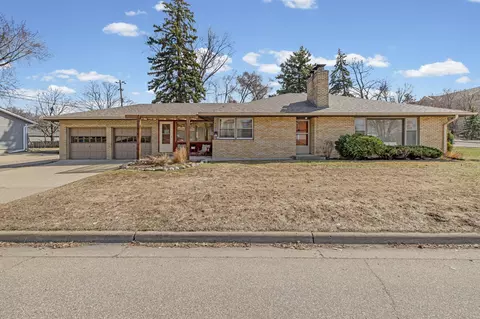 4108 Halifax Ave N, Robbinsdale, MN 55422
