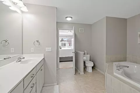 Bath - 15585 Cherry Path, Rosemount, MN 55068 photo 3 of 6