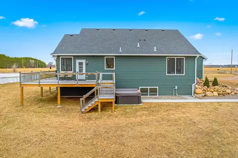Exterior - 47575 River Rd, Harris, MN 55032 photo 6 of 15
