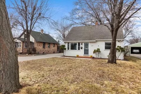 1217 Lincoln Ave, Saint Paul Park, MN 55071
