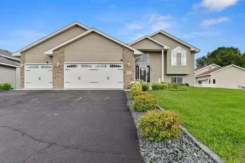 2307 121st Cir NW, Coon Rapids, MN 55448