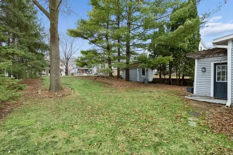 Exterior - 248 Center St, Excelsior, MN 55331 photo 5 of 9