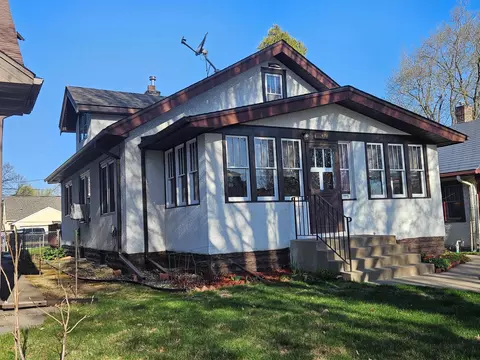 3847 Queen Ave N, Minneapolis, MN 55412