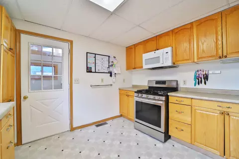 Kitchen - 319 2nd Ave NE, Brainerd, MN 56401 photo 3 of 4