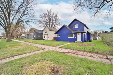 Exterior - 319 2nd Ave NE, Brainerd, MN 56401 photo 2 of 6