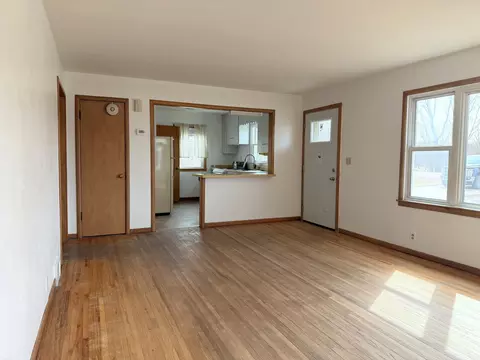 Living - 1968 River Rd, Windom, MN 56101 photo 1 of 3