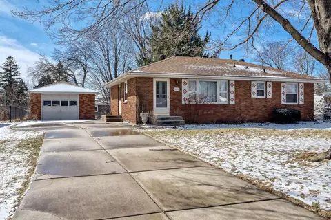 3370 144th St W, Rosemount, MN 55068