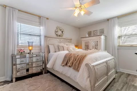 Bedroom - 2012 E 86 12 St, Bloomington, MN 55425 photo 1 of 3