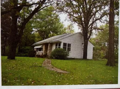32676 Canada Ave, Northfield, MN 55057