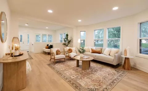 212 E Diamond Lake Rd, Minneapolis, MN 55419