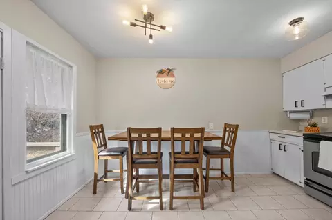 Dining - 3122 Drury Ln, Mound, MN 55364 photo 1 of 1