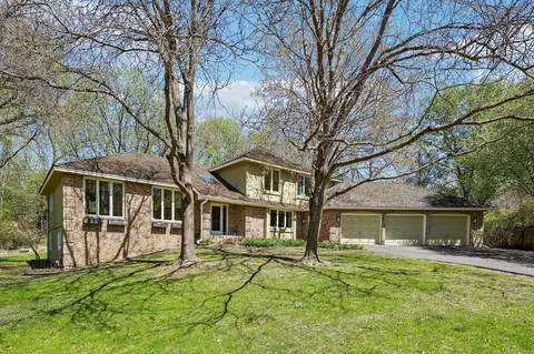 16300 Adeline Ln, Wayzata, MN 55391