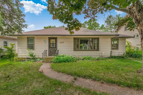Exterior - 1017 7th Ave S, Saint Cloud, MN 56301 photo 3 of 3