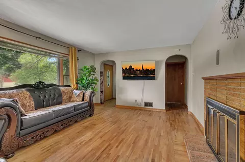Living - 1017 7th Ave S, Saint Cloud, MN 56301 photo 4 of 6