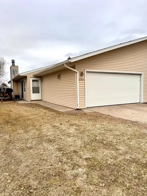 3000 Covent Garden St S, Moorhead, MN 56560