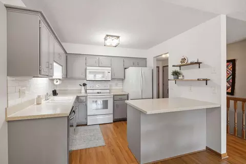 Kitchen - 3 Oak Leaf Ln, Circle Pines, MN 55014 photo 2 of 4