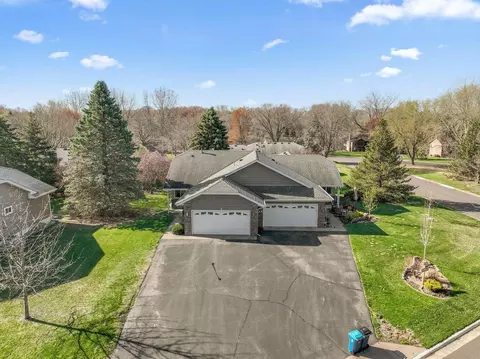 View/Area - 3 Oak Leaf Ln, Circle Pines, MN 55014 photo 1 of 10