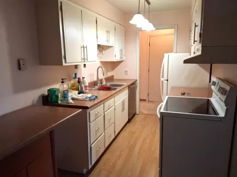 Kitchen - 1340 9th Ave S #308, Saint Cloud, MN 56301 photo 2 of 2