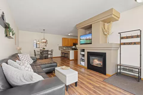 13037 Europa Trail Way N #F, Hugo, MN 55038