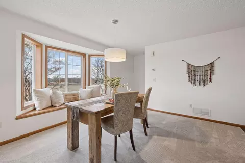 14093 Wilds Path NW, Prior Lake, MN 55372