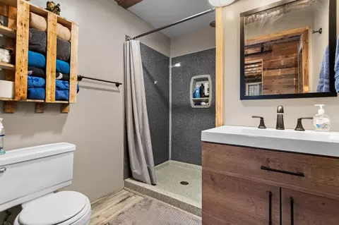 Bath - 22168 494th Ln, Mcgregor, MN 55760 photo 1 of 4