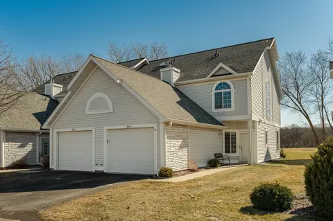 1862 Tiffany Cove Ln SW, Rochester, MN 55902