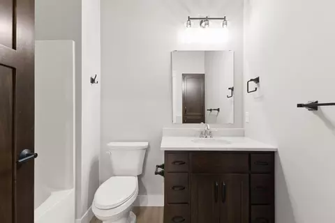 Bath - 3674 36th St S, Saint Cloud, MN 56301 photo 2 of 4
